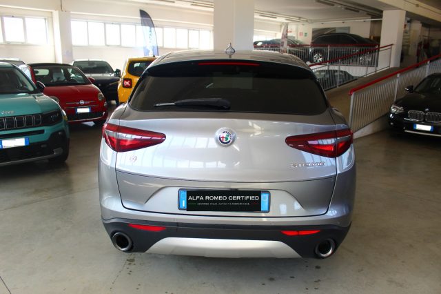 ALFA ROMEO Stelvio 2.0 Turbo 280 CV AT8 Q4 First Edition Immagine 4