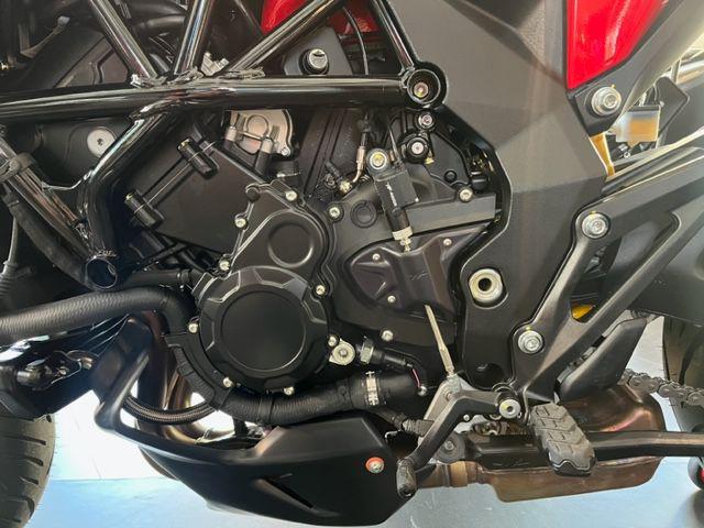 MV AGUSTA Turismo Veloce 800 Rosso Immagine 3