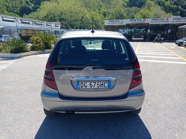 MERCEDES-BENZ A 200 CDI Avantgarde Immagine 3