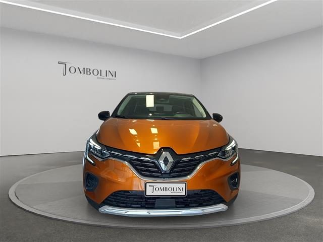 RENAULT Captur 1.6 E-Tech phev Intens 160cv auto Immagine 3