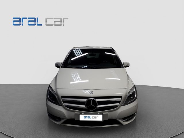 MERCEDES-BENZ B 180 1.5 CDi 110 CV PREMIUM *DISTRIBUZIONE ESEGUITA* Immagine 1