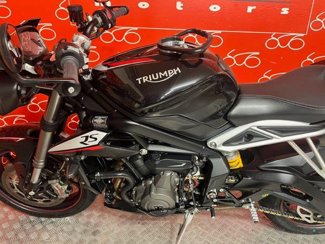 TRIUMPH Street Triple RS 765 Immagine 4