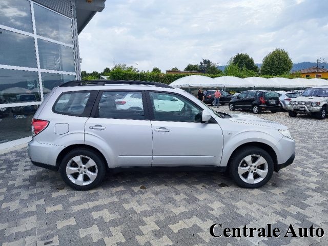 SUBARU Forester 2.0D X Comfort Immagine 3