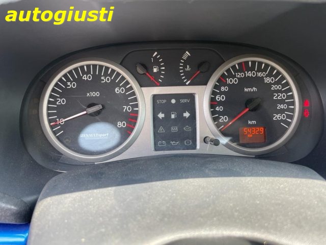 RENAULT Clio 3.0 V6 24V cat 3 porte Renault Sport Immagine 4