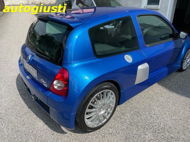 RENAULT Clio 3.0 V6 24V cat 3 porte Renault Sport Immagine 3