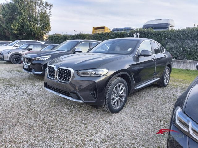 BMW X4 xDrive20d Connectivity Comfort package Immagine 0