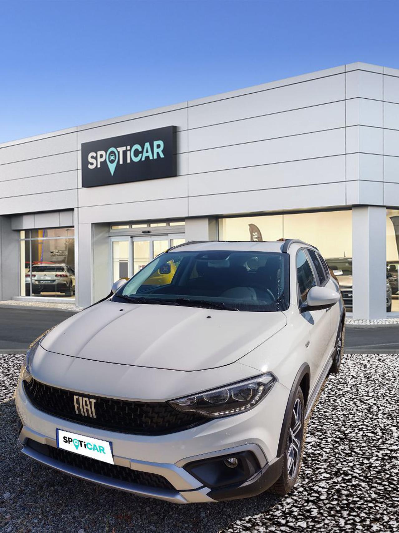 FIAT Tipo Station Wagon 1.0 100cv Cross Benzina km 0