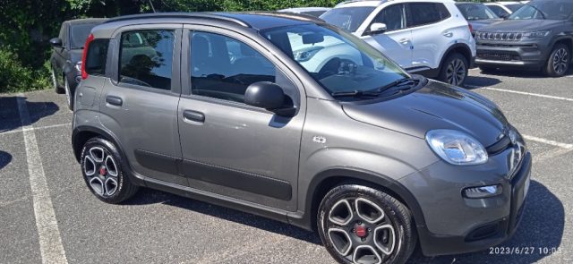 FIAT Panda 1.0 FireFly S&S Hybrid City Life Immagine 1