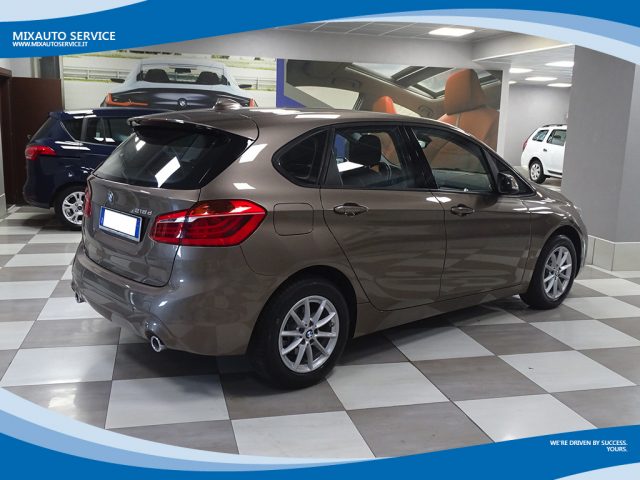 BMW 218 D Active Tourer Advantage AUT EU6 Immagine 1