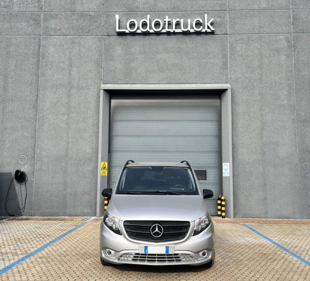 MERCEDES-BENZ Vito 114 CDI Mixto Extralong Immagine 1