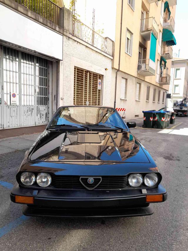 ALFA ROMEO GTV 2.5i  V6 BUSSO Immagine 1