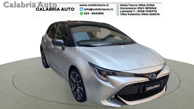 TOYOTA Corolla 2.0 Hybrid Lounge Immagine 1