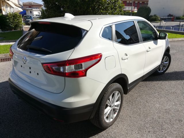 NISSAN Qashqai 1.2 DIG-T Acenta Immagine 2