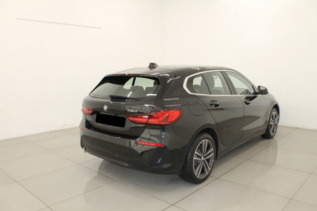 BMW 116 d DCT Sport Automatica Immagine 3