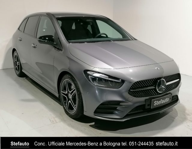 MERCEDES-BENZ B 180 d Automatic Premium AMG Line Immagine 0