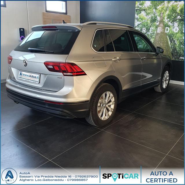 VOLKSWAGEN Tiguan 1.6 TDI SCR Style BlueMotion Technology Immagine 3