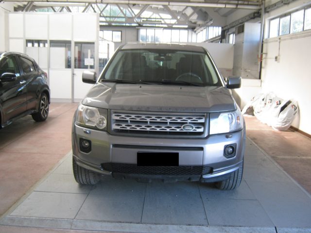 LAND ROVER Freelander 2.2 SD4 S.W. SE Immagine 1