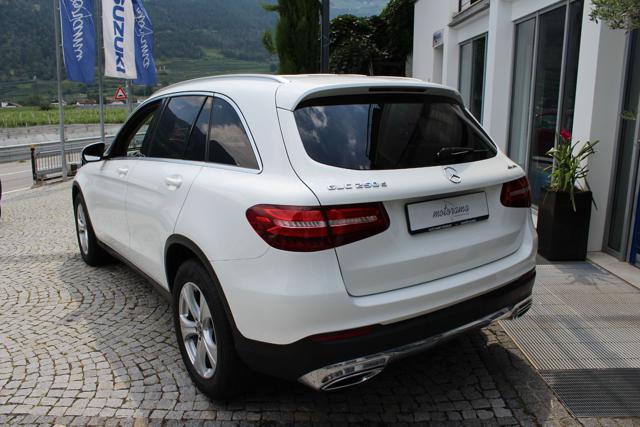 MERCEDES-BENZ GLC 250 d 4Matic Executive Immagine 4