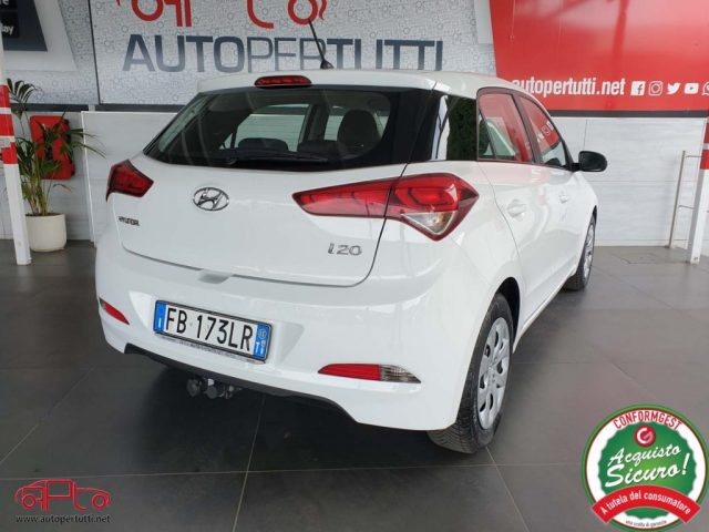 HYUNDAI i20 1.1 CRDi 12V 5p Classic Immagine 2