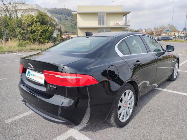 JAGUAR XE 2.0 D 180 CV aut. Prestige Business Edition PROMO Immagine 3