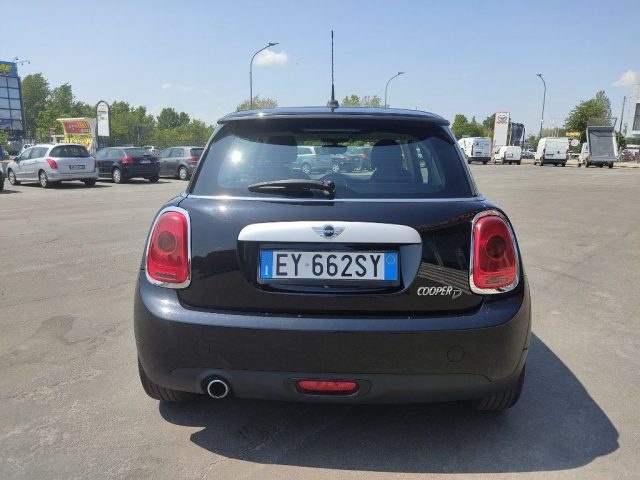 MINI Cooper D 1.5 Cooper D KM CERTIFICATI, GARANZIA Immagine 4