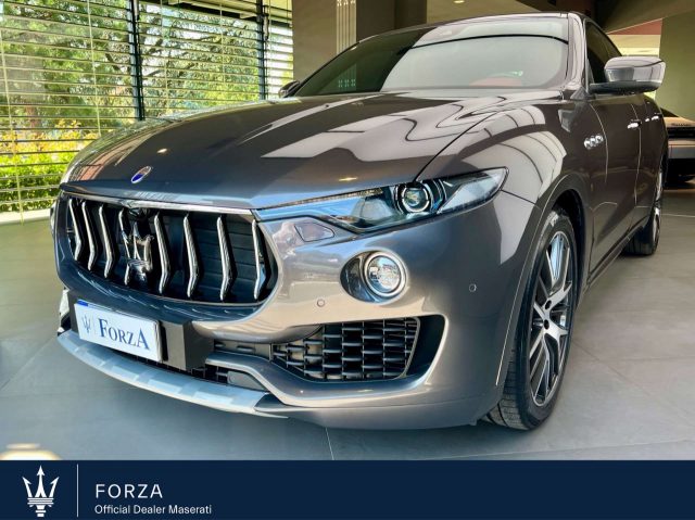 MASERATI Levante 3.0 V6 430cv , Sport Pack Chrome finish , Adas Immagine 0