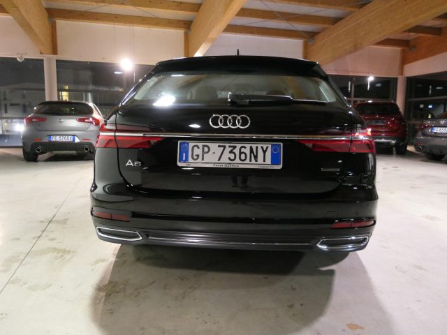 AUDI A6 Avant 40 2.0 TDI quattro ultra S tronic Business D Immagine 2