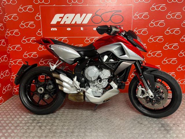 MV AGUSTA Rivale 800 2015 Immagine 0