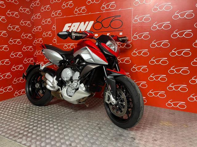 MV AGUSTA Rivale 800 2015 Immagine 2