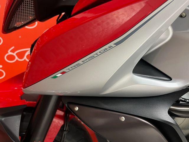 MV AGUSTA Rivale 800 2015 Immagine 4