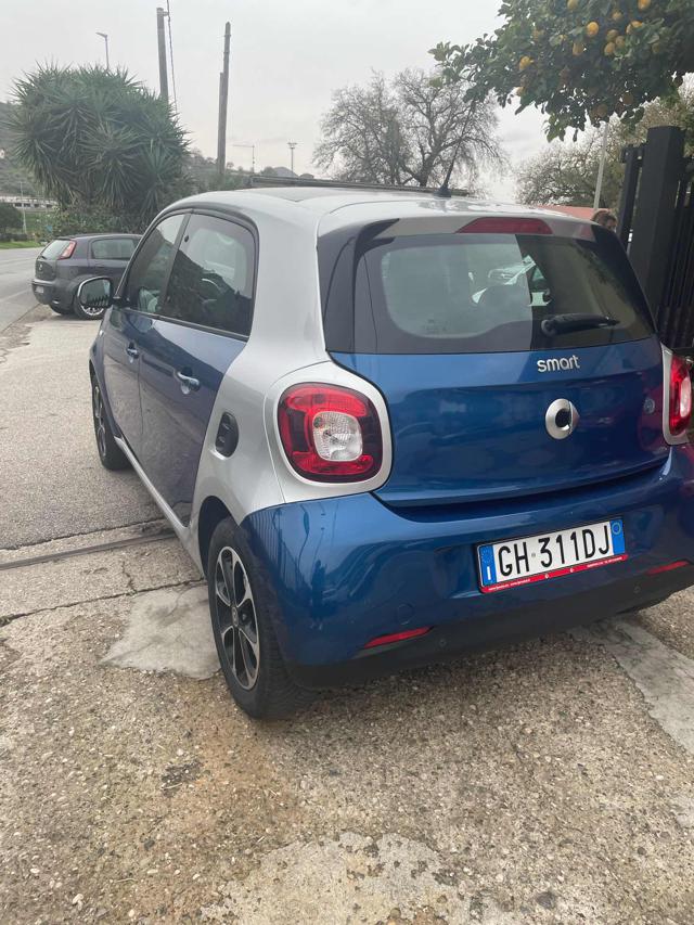 SMART ForFour 70 1.0 Passion Immagine 4