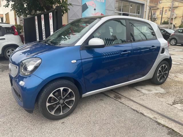 SMART ForFour 70 1.0 Passion Immagine 1