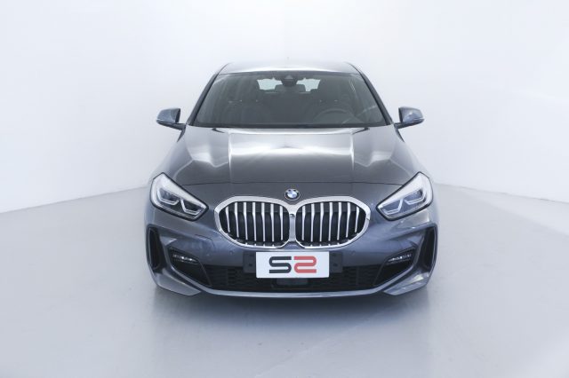 BMW 118 i 5p. Msport M Sport/SENSORI PARCH/WINTER PACK Immagine 2