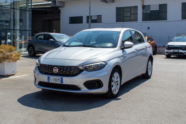 FIAT Tipo 1.3 Mjt S&S 5 porte Lounge Immagine 2