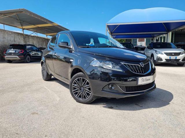 LANCIA Ypsilon 1.0 FireFly 5 porte S&S Hybrid Ecochic Gold Immagine 0