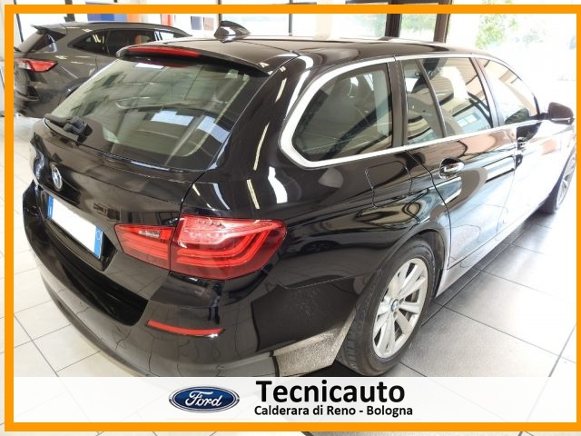 BMW 520 d xDrive Touring Modern SW 4X4 E6 Immagine 3