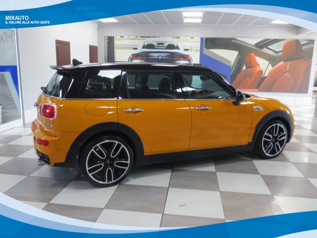 MINI Clubman Cooper SD AUT EU6 Immagine 1