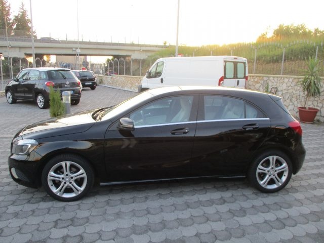 MERCEDES-BENZ A 180 CDI Sport Immagine 1