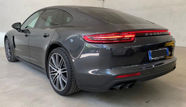 PORSCHE Panamera 3.0 Immagine 4