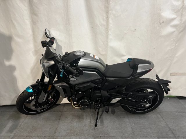 CF MOTO 700CL-X SPORT Immagine 1