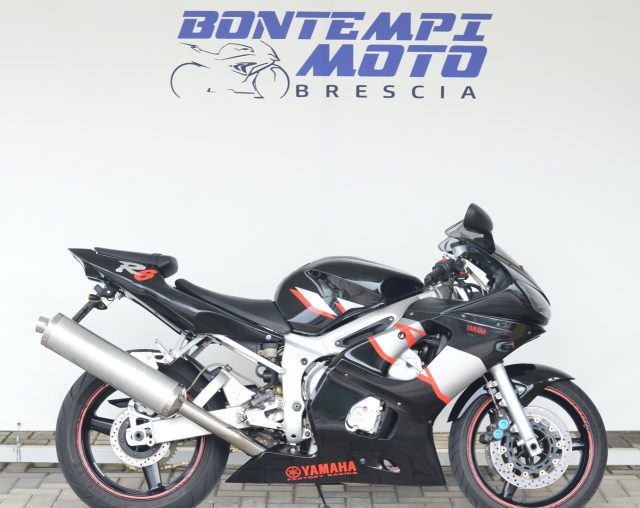 YAMAHA YZF R6 2000 Immagine 0