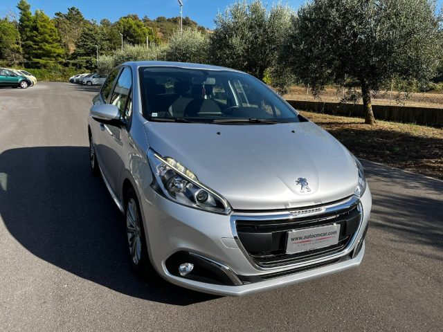 PEUGEOT 208 BlueHDi 75 5 porte Allure Immagine 0