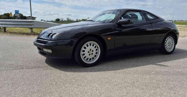 ALFA ROMEO GTV 2.0i 16V Twin Spark cat Immagine 4