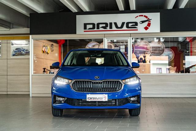 SKODA Fabia 1.0 MPI EVO 65 CV Ambition Immagine 1