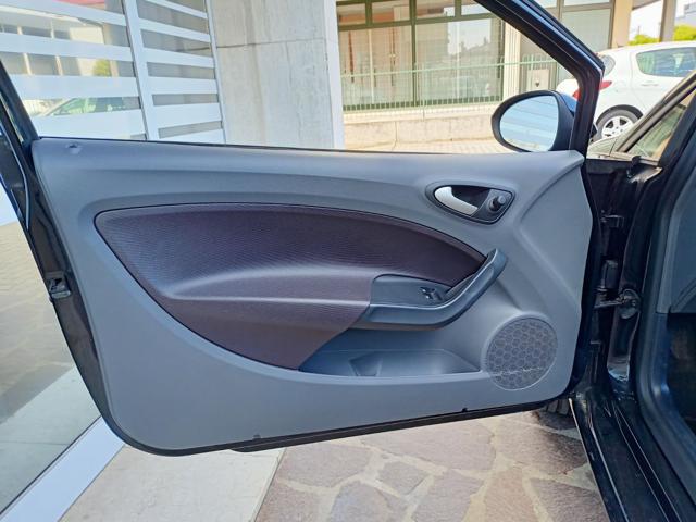 SEAT Ibiza 1.2 60 CV 3 porte Reference Immagine 2