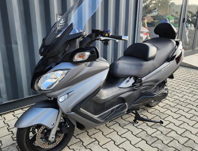 SUZUKI Burgman 650 2013-2017 executive Immagine 3