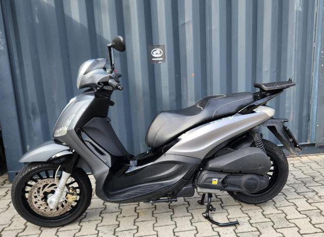 PIAGGIO Beverly 300 i.e. 2015 Immagine 1