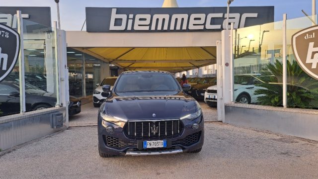 MASERATI Levante V6 Diesel 275 CV AWD Granlusso  I.M Immagine 1