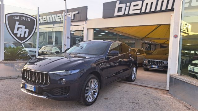 MASERATI Levante V6 Diesel 275 CV AWD Granlusso  I.M Immagine 2