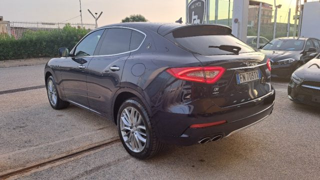 MASERATI Levante V6 Diesel 275 CV AWD Granlusso  I.M Immagine 3